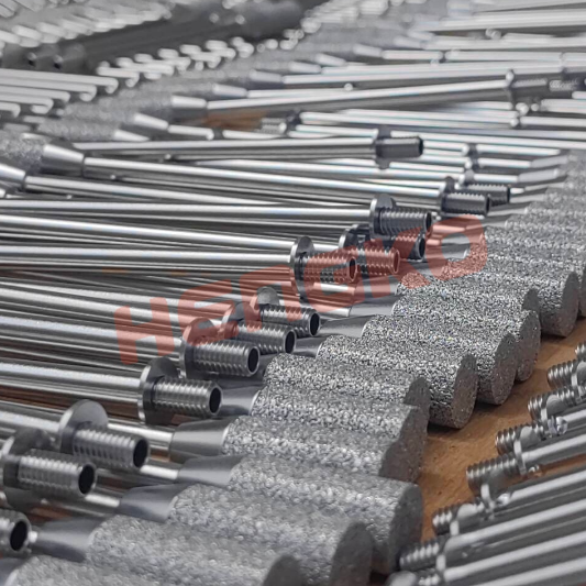 不銹鋼濾芯生產(chǎn)廠家直供：恒歌燒結(jié)過(guò)濾芯無(wú)中間商，價(jià)格 + 品質(zhì)雙保障！